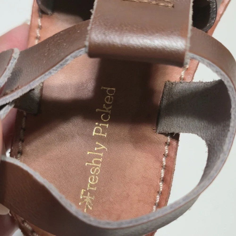 Freshly Picked Cognac Bixby Leather Fisherman Sandals Kids Toddler Size 5 Brown